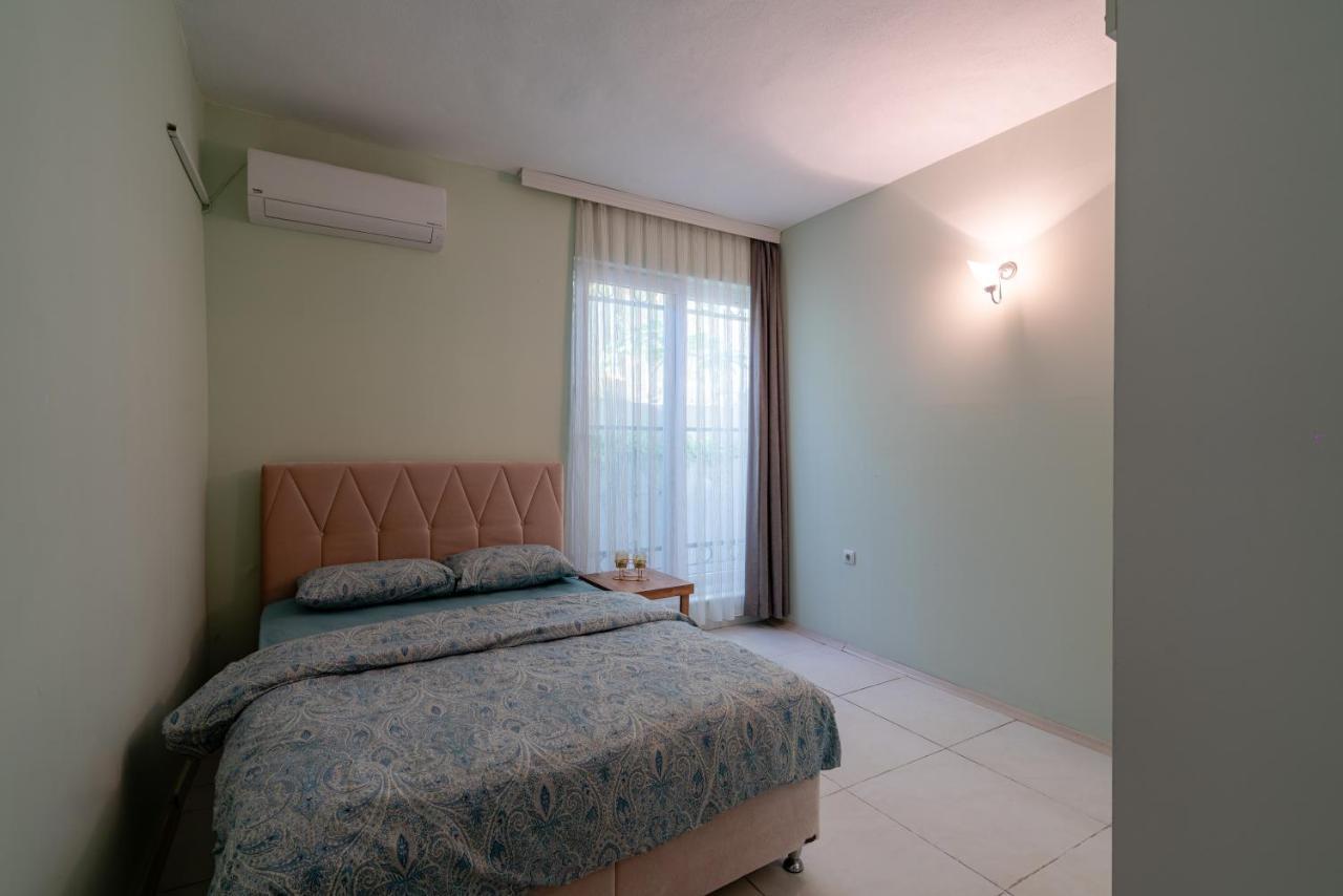 Sare Suites Downtown Antalya Exterior photo